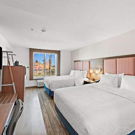 Hampton Inn By Hilton Calexico Bagian luar foto