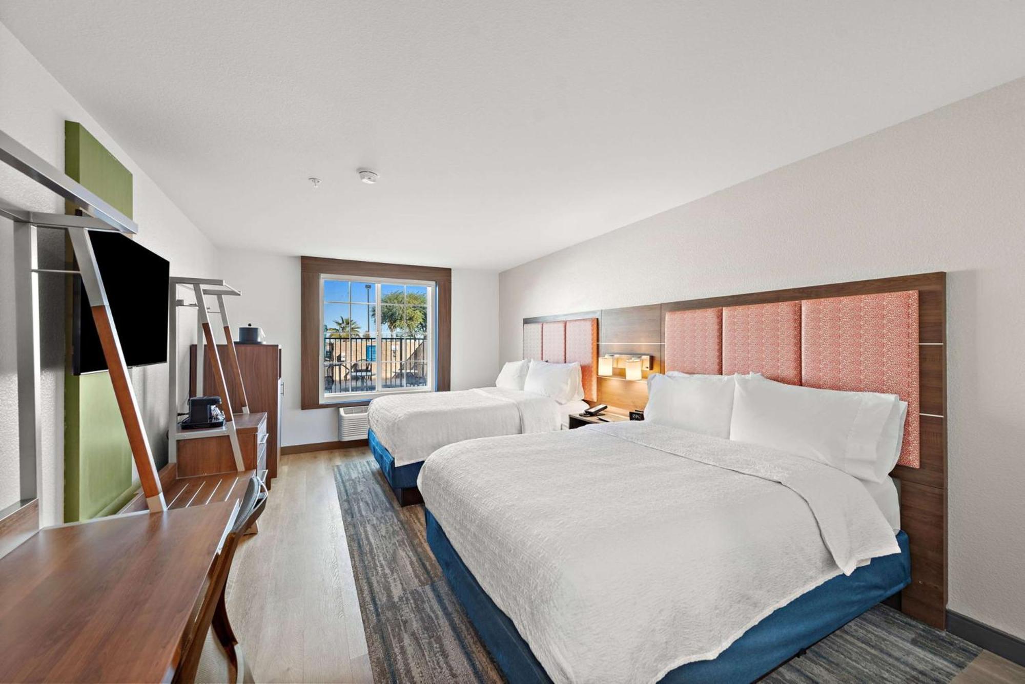 Hampton Inn By Hilton Calexico Bagian luar foto