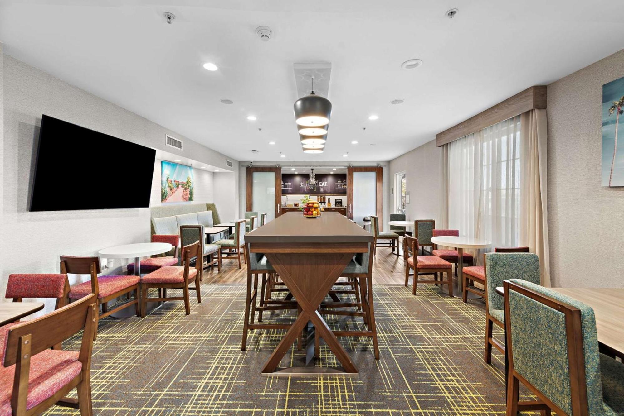 Hampton Inn By Hilton Calexico Bagian luar foto