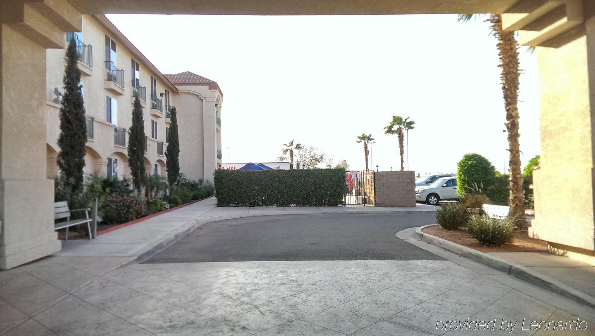 Hampton Inn By Hilton Calexico Bagian luar foto
