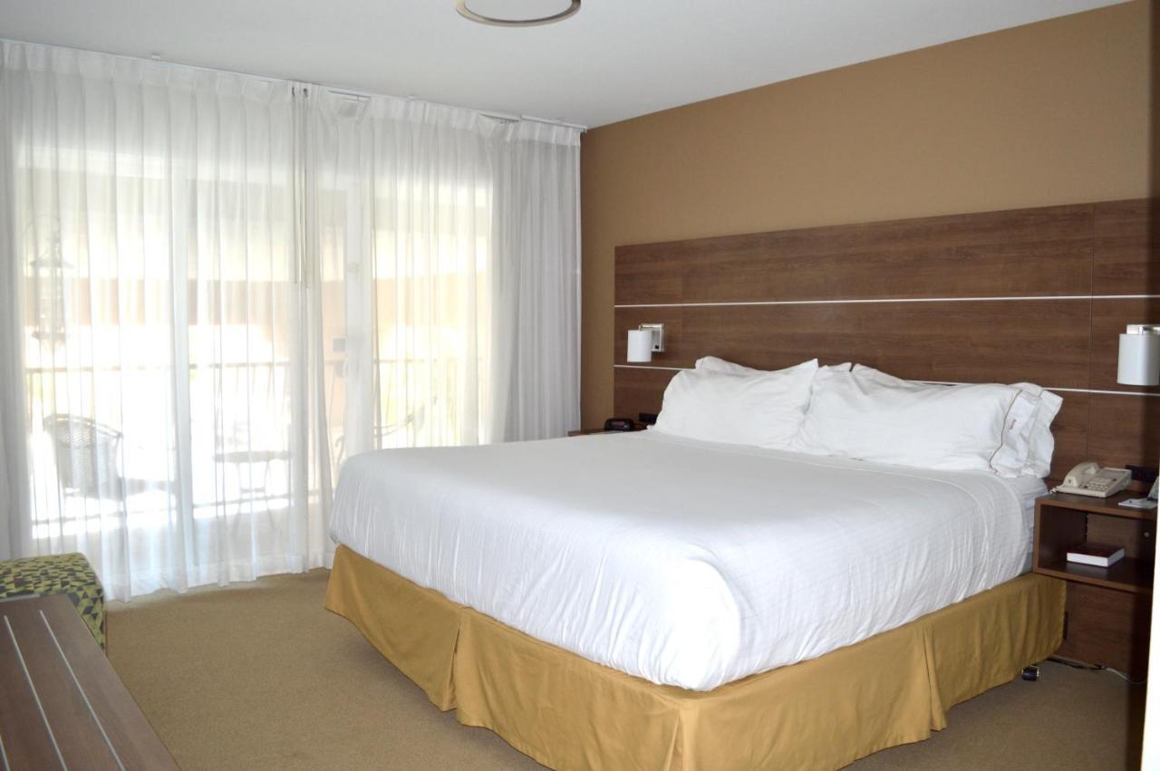 Holiday Inn Express Calexico, An Ihg Hotel Bagian luar foto